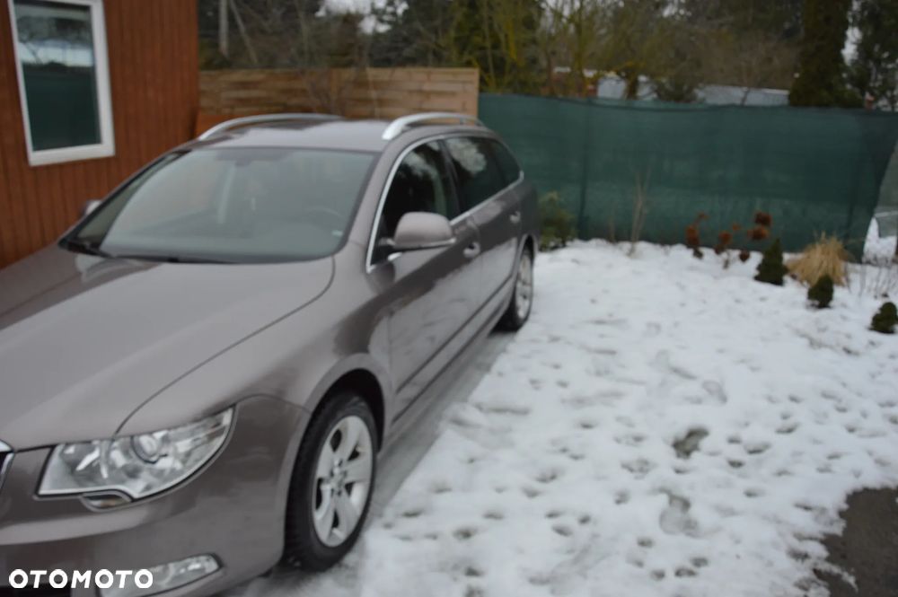 Skoda Superb 1.8 TSI Exclusive - 2