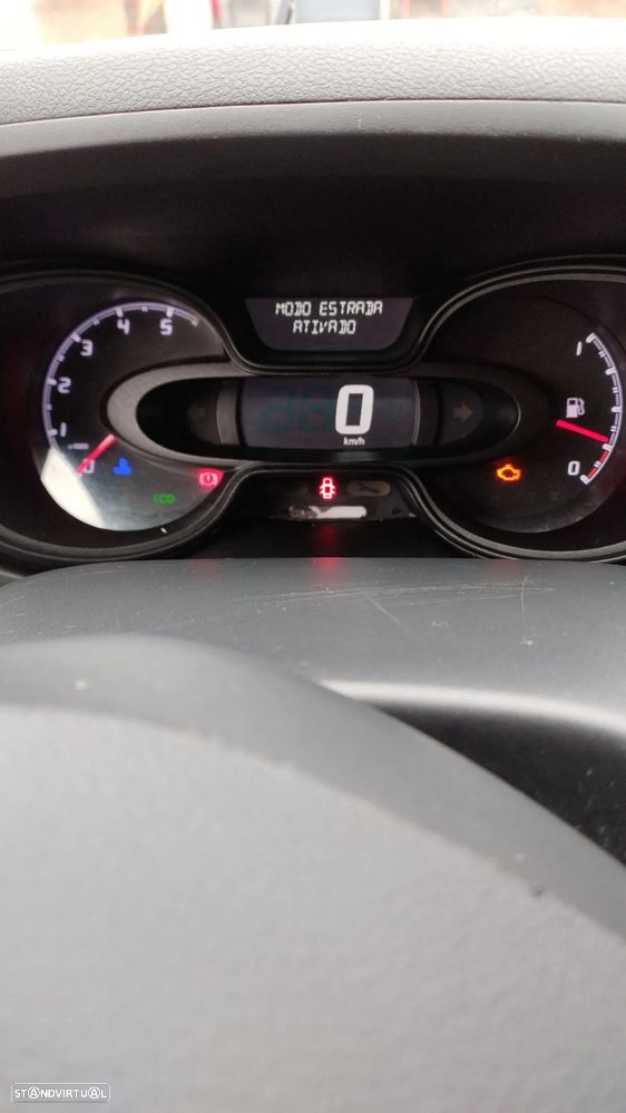 Fiat Talento Fiat Talento Campervan | 2 Lugares para Dormir | Cozinha | Pronto para Viajar - 7