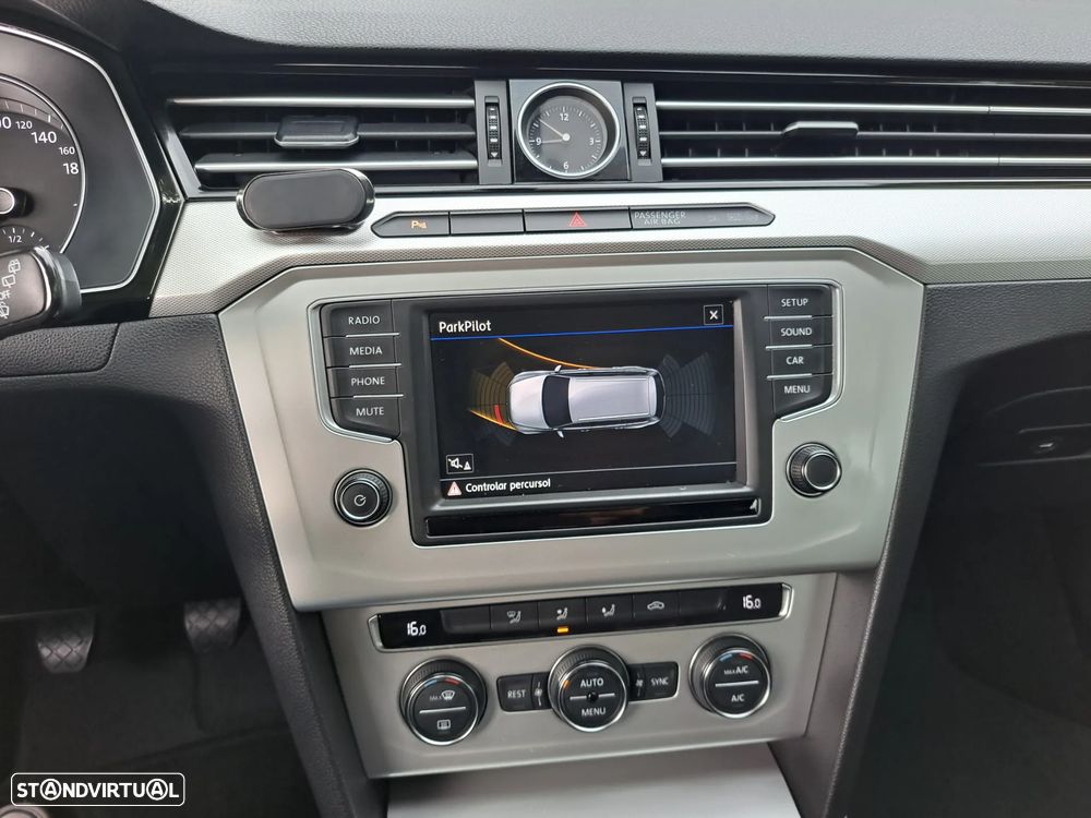 VW Passat 1.6 TDI (BlueMotion ) Comfortline - 26