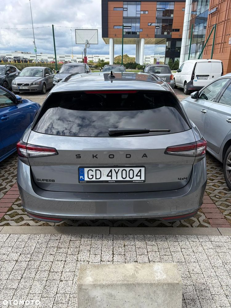 Skoda Superb 2.0 TSI 4x4 Sportline DSG - 4
