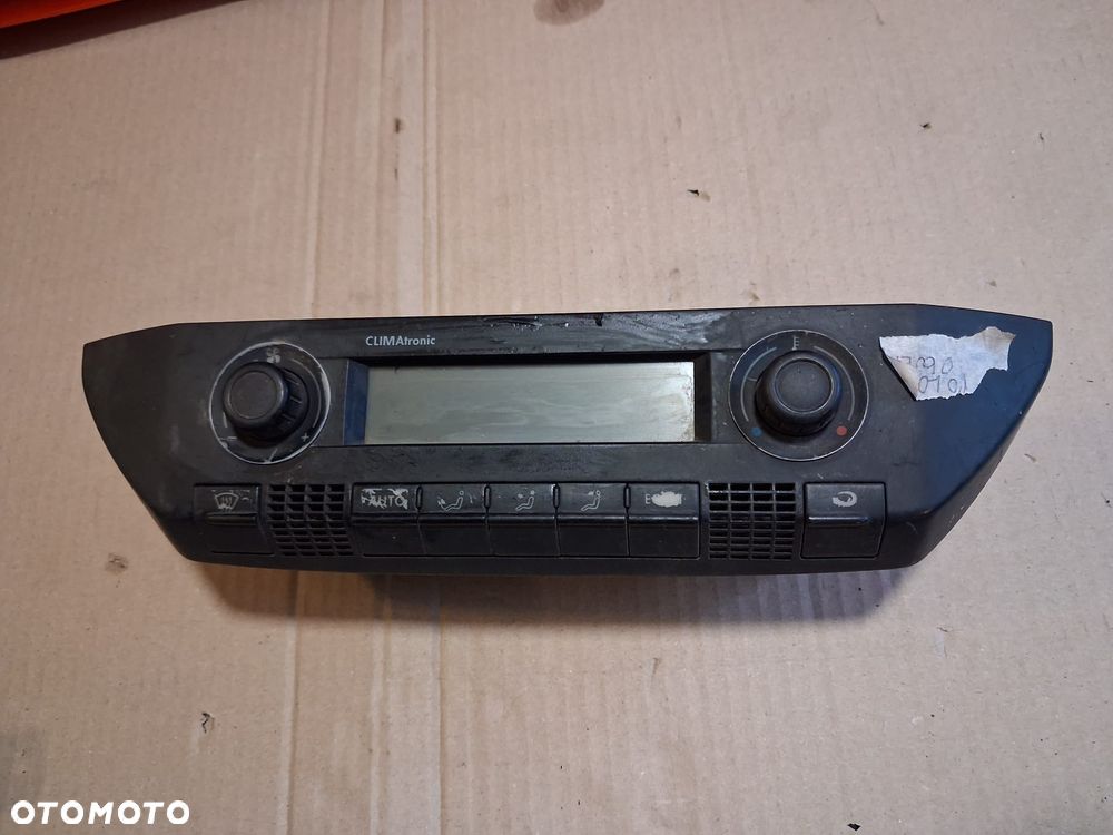 Panel nawiewu VW POLO OKULAR IV 9N  6Q0907044  OE - 1