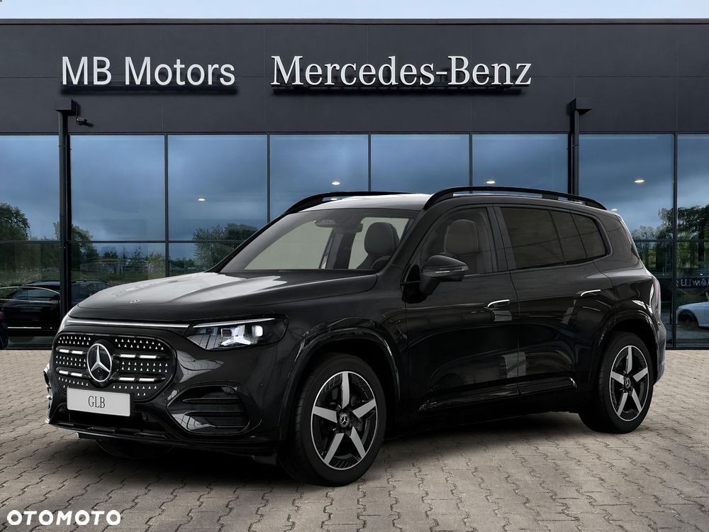 Mercedes-Benz GLB - 1