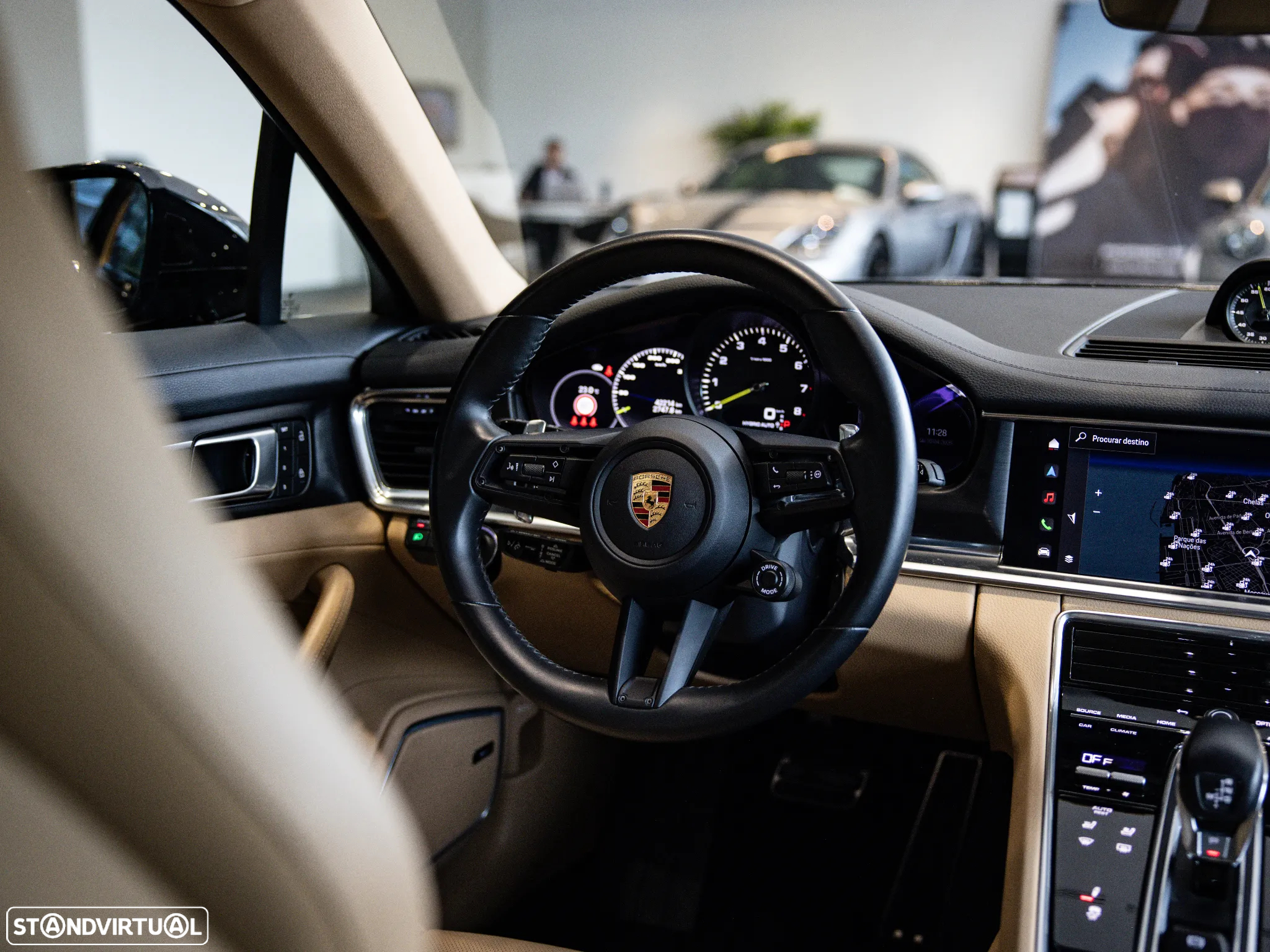 Porsche Panamera Sport Turismo 4 E-Hybrid Platinum Edition - 31