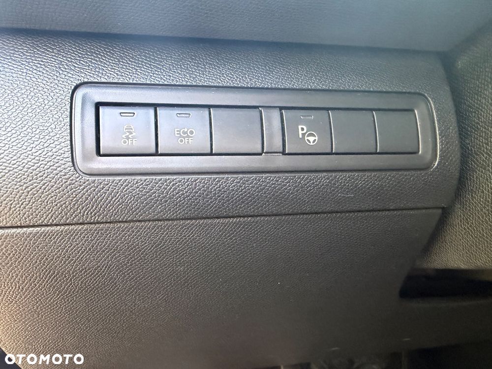 Peugeot 308 BlueHDi FAP 150 Stop & Start Allure - 18