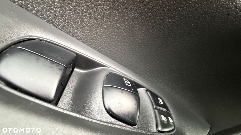 Nissan X-Trail 1.3 DIG-T N-Connecta - 29