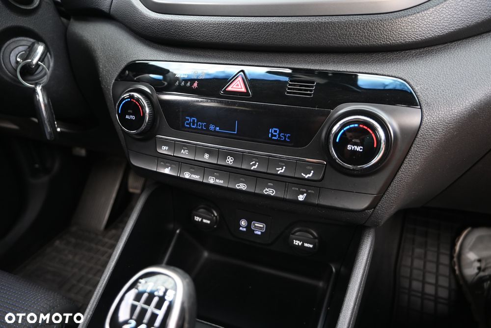 Hyundai Tucson 1.7 CRDI BlueDrive Comfort 2WD - 32