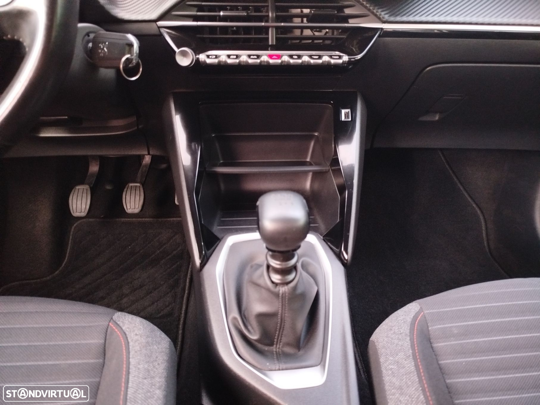 Peugeot 208 1.5 BlueHDi Active Pack - 24