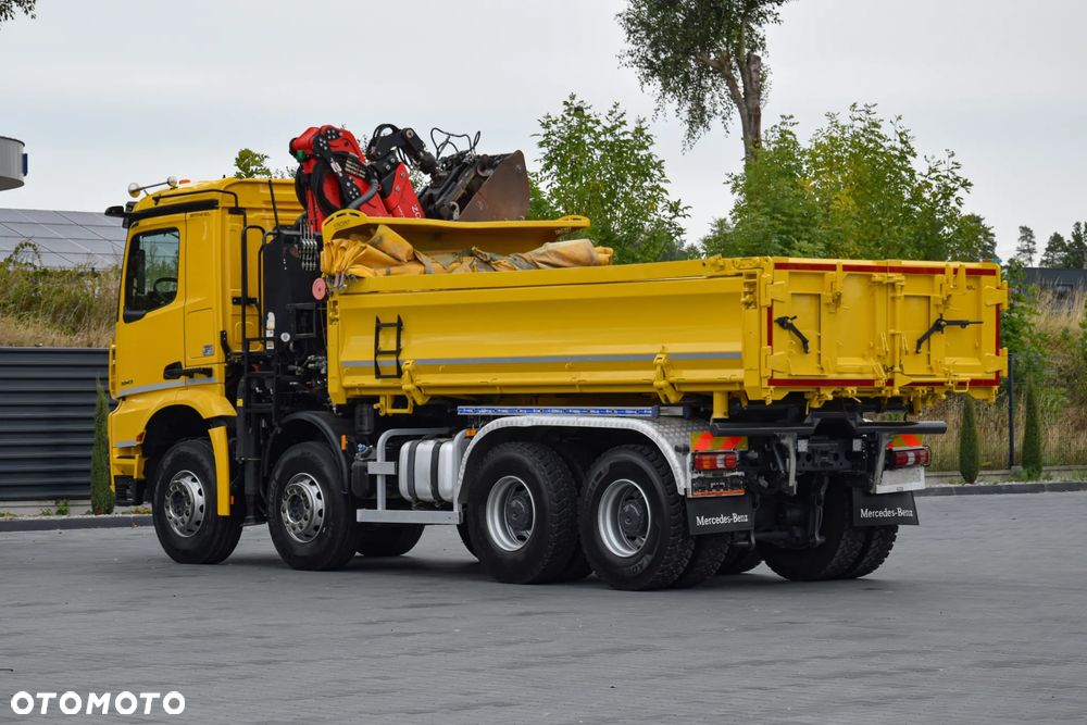 Mercedes-Benz AROCS 3243 / 8x4 / EURO 6 / HDS PALFINGER EPSILON Q170Z / ROTATOR / CHYWTAK / STEROWANIE RADIOWE / WYWROTKA / HYDROBURTA / AUTOMAT / SYSTEM KAMER CYFROWYCH / KAMERA COFANIA / NAWIGACJA / HAK / NISKI PRZEBIEG / 2020 / SERWISOWANY / SPROWADZONY - 6