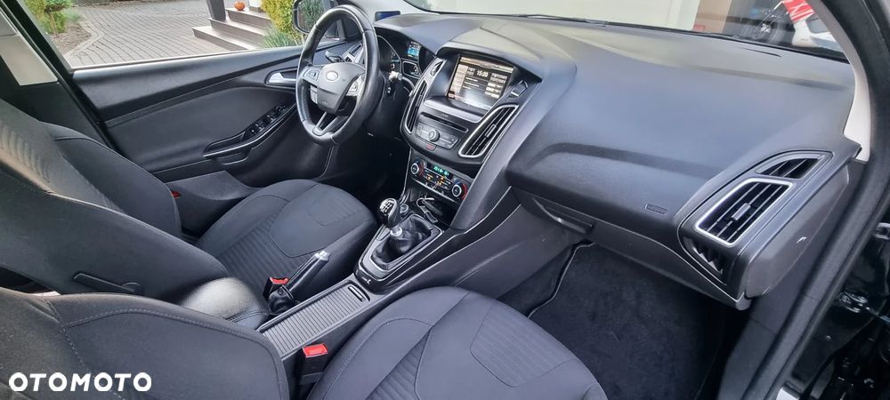 Ford Focus 1.0 EcoBoost Titanium ASS - 25