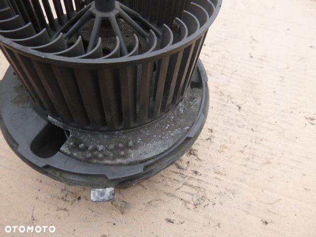 DMUCHAWA NAWIEWU REZYSTOR VOLKSWAGEN TOURAN I - 10