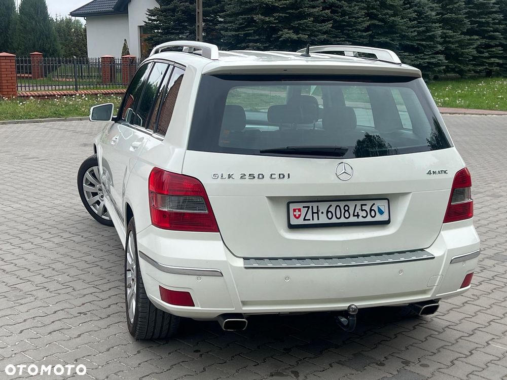 Mercedes-Benz GLK 250 CDI DPF 4Matic BlueEFFICIENCY 7G-TRONIC - 17