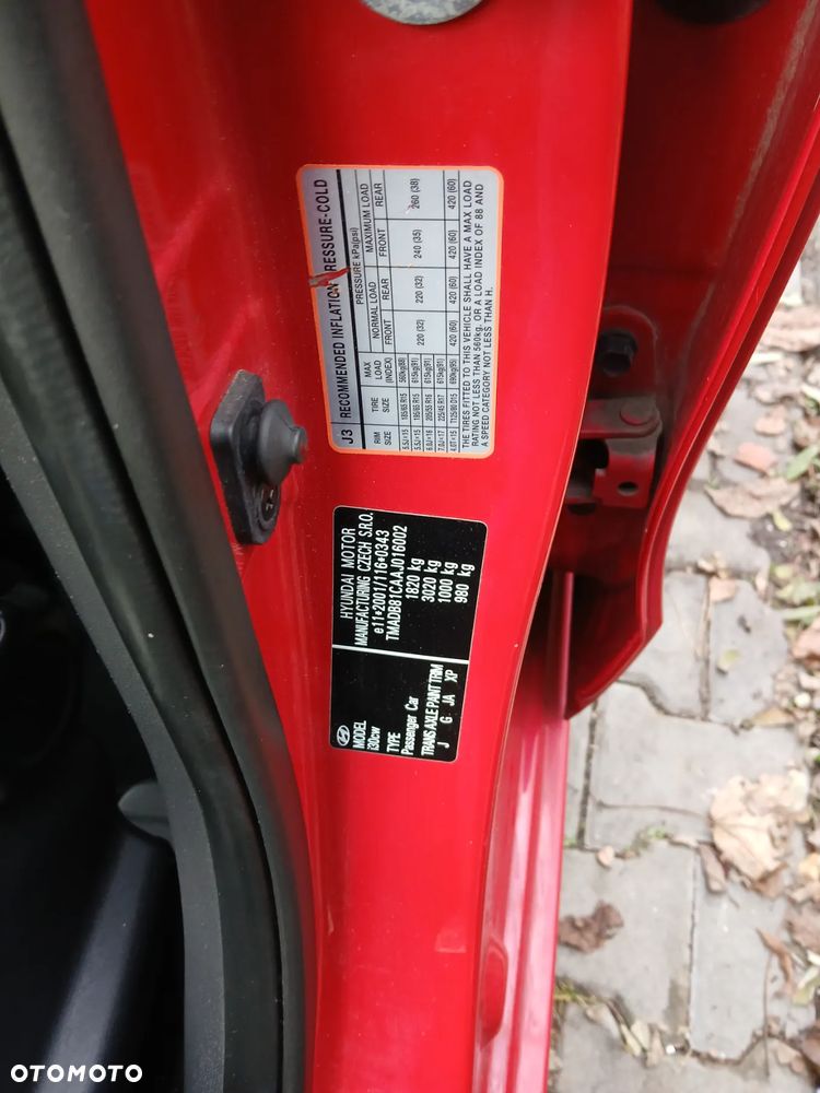 Hyundai i30 1.4 Classic + - 22