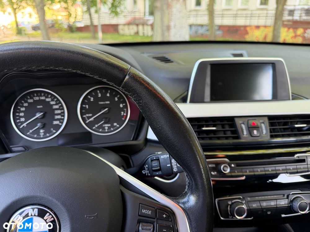 BMW X1 sDrive18i - 6