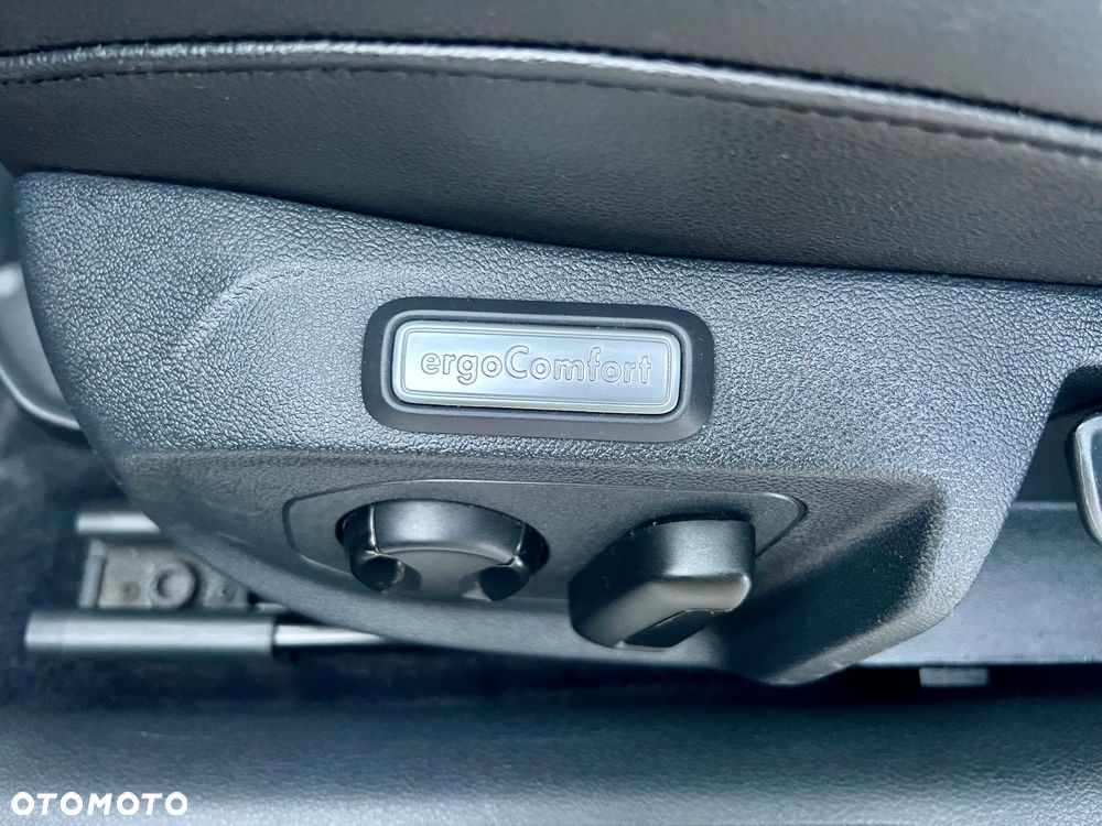 Volkswagen Arteon 2.0 TDI SCR Elegance DSG - 13