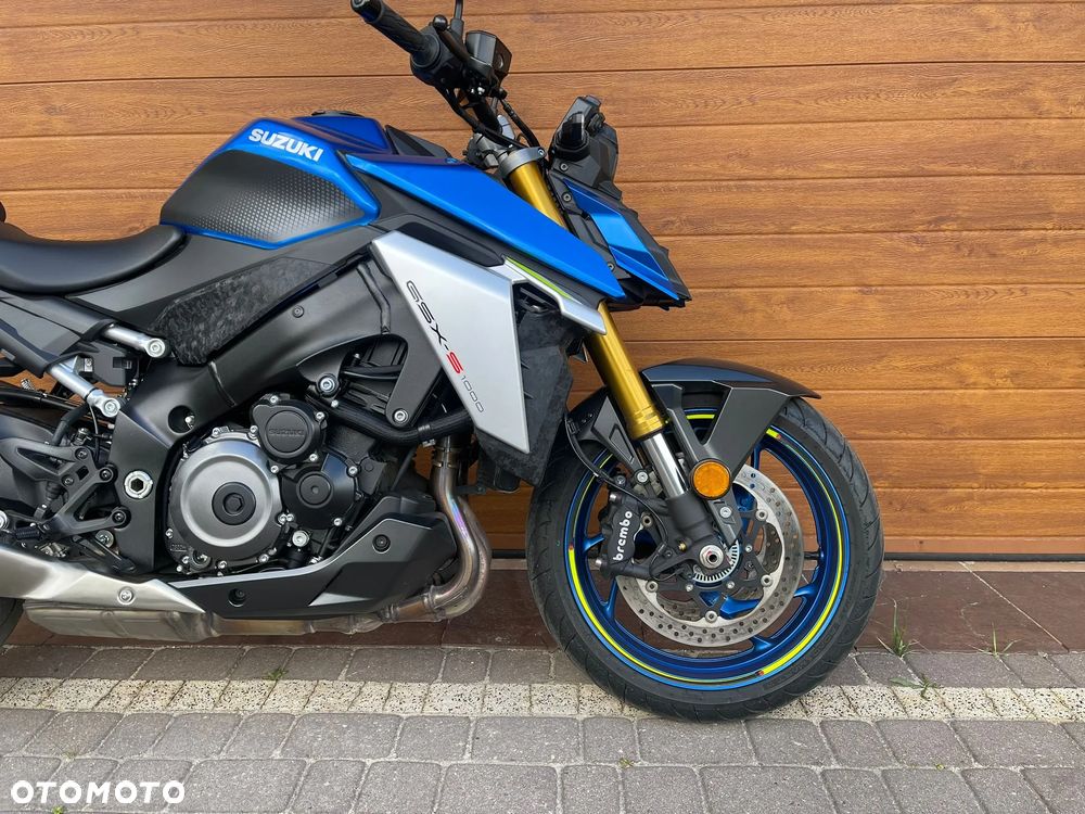 Suzuki GSX 1000 - 2