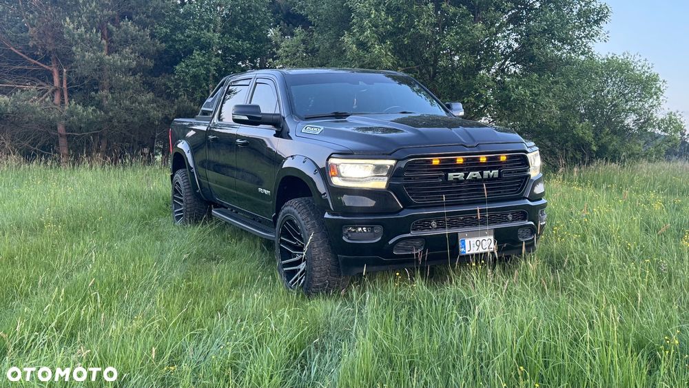 RAM 1500 Crew Cab Laramie - 2