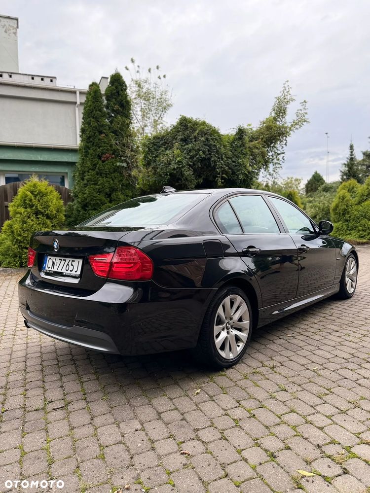 BMW Seria 3 318d DPF Edition Sport - 4