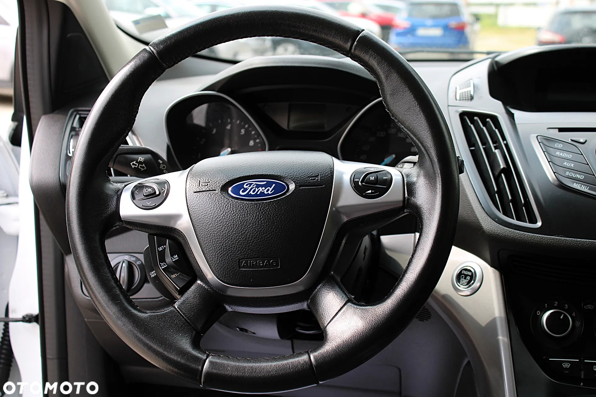 Ford Kuga - 16