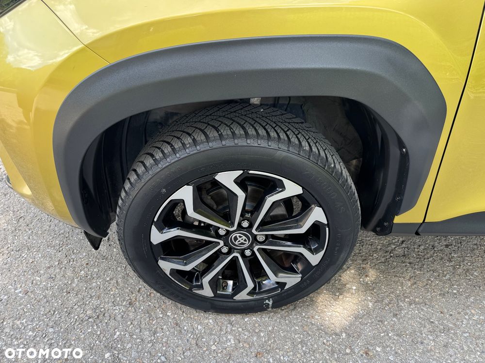 Toyota Yaris Cross Hybrid 1.5 Executive - 31