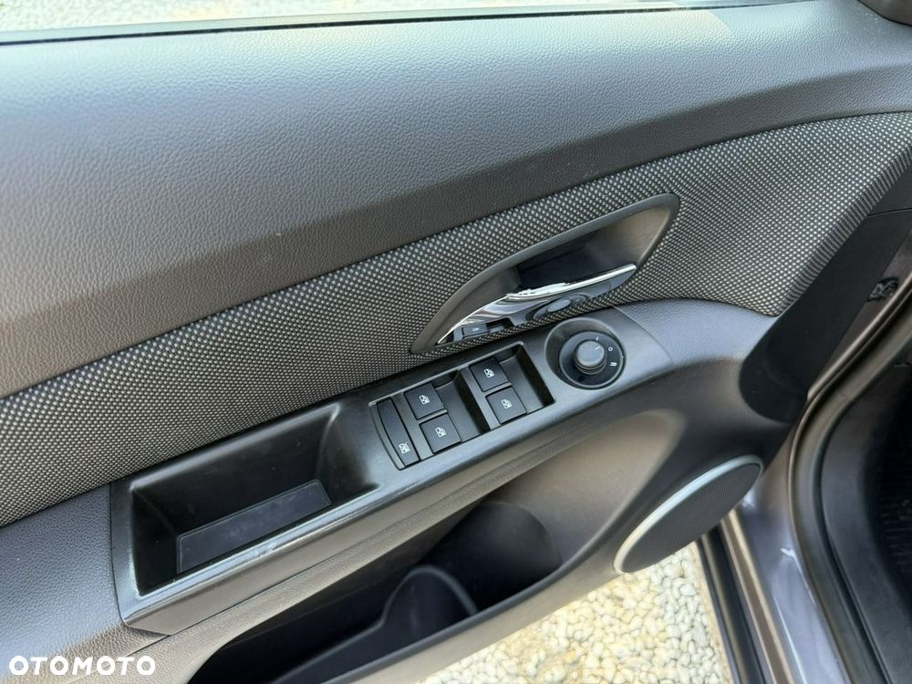 Chevrolet Cruze 2.0 D LT+ - 20