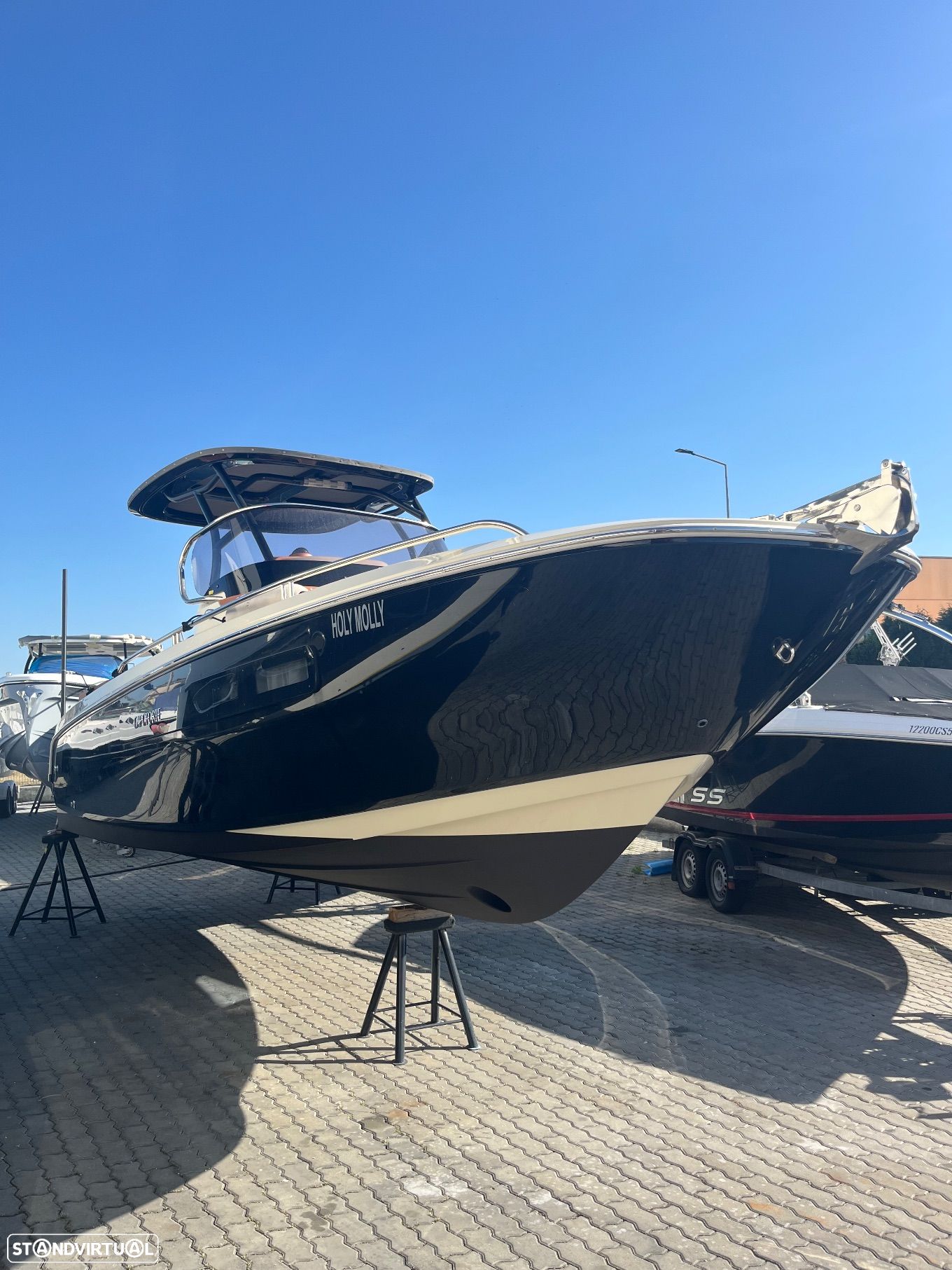 Invictus Yachts CX 240 - 1