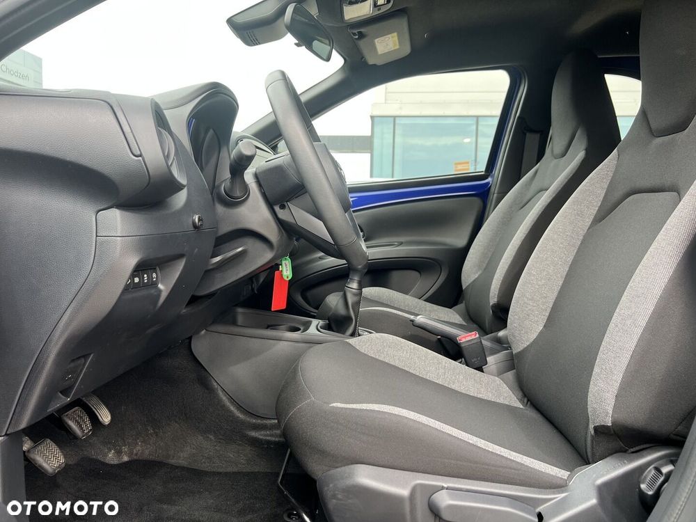 Toyota Aygo X - 10