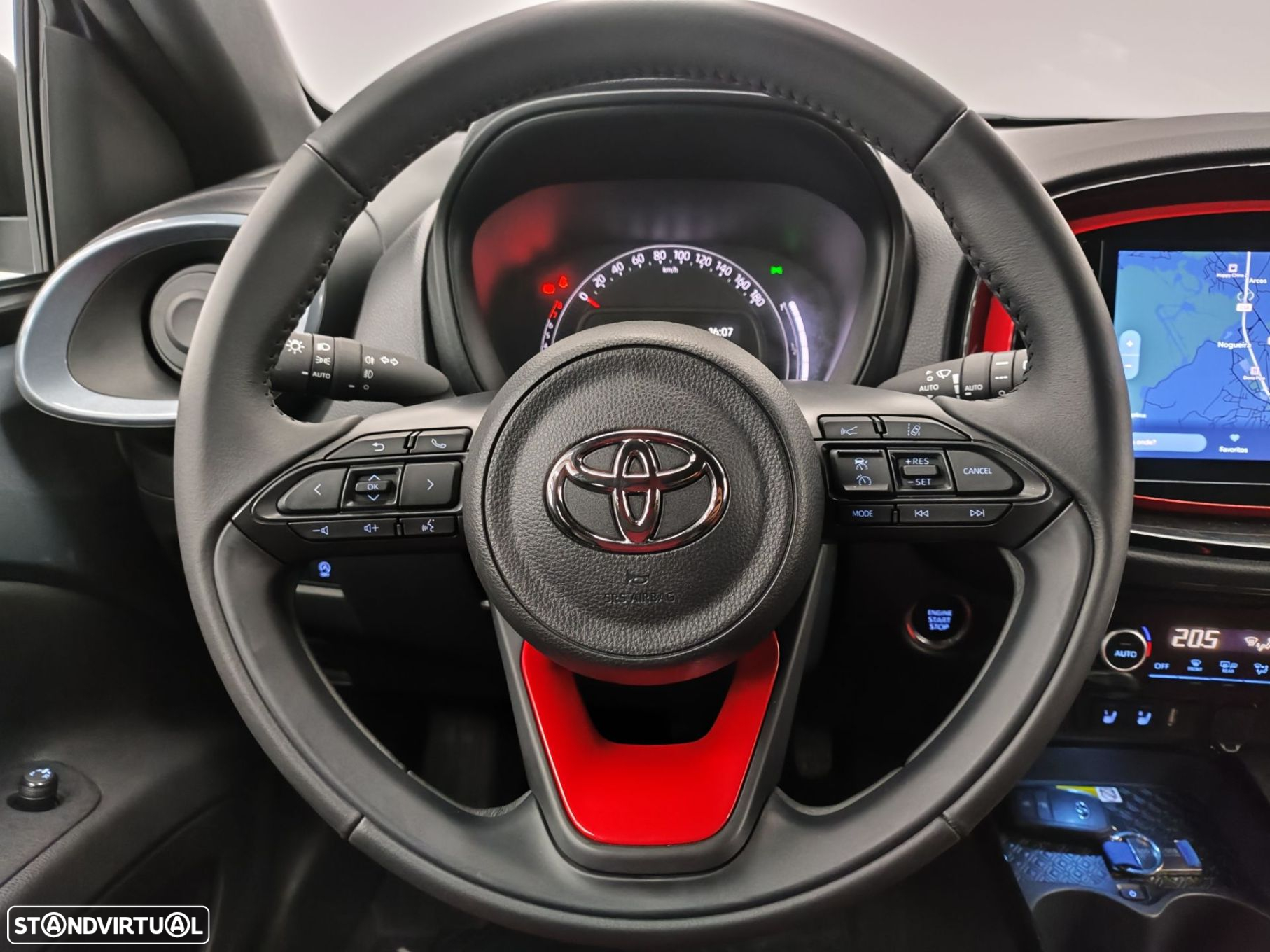 Toyota Aygo X 1.0 Undercover - 13