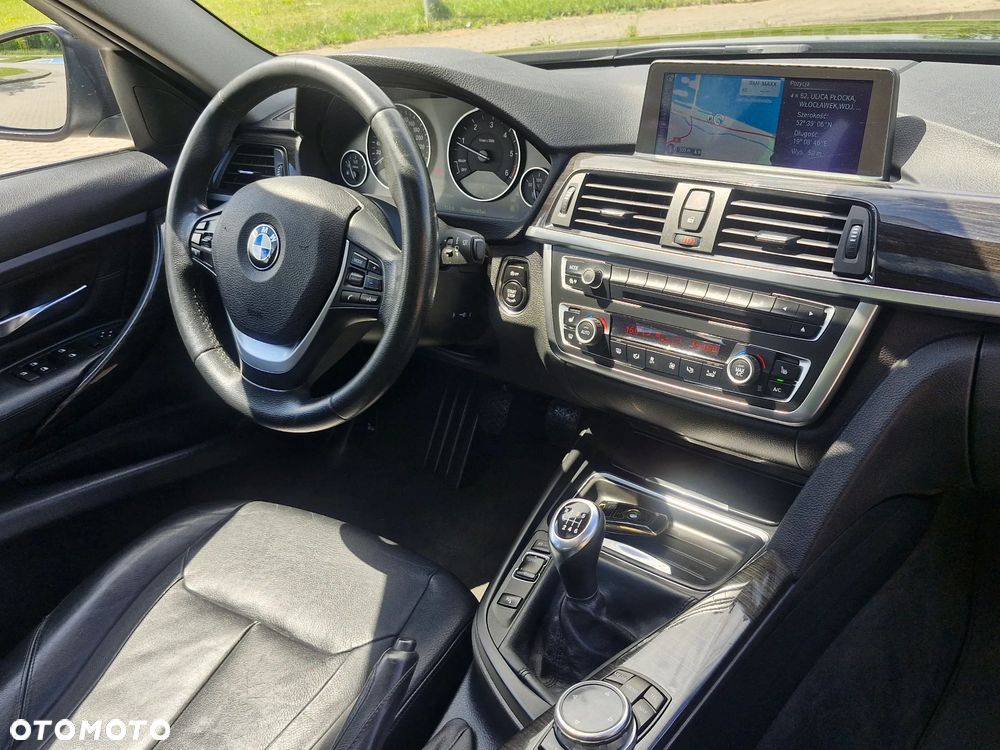 BMW Seria 3 318d Blue Performance Luxury Line - 27