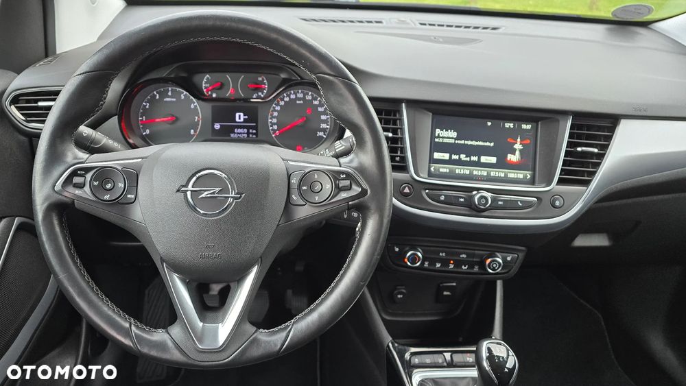 Opel Crossland X - 15