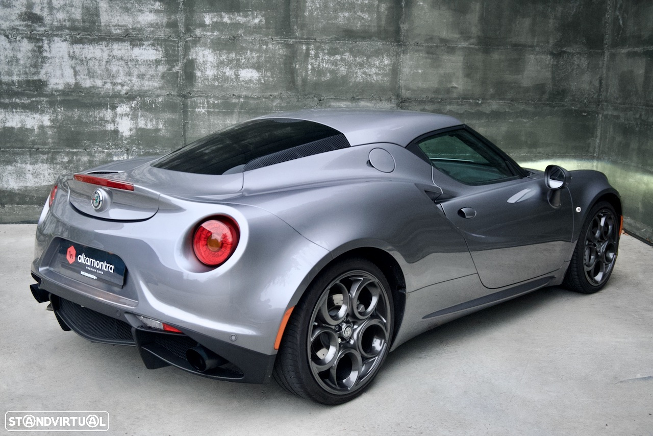 Alfa Romeo 4C 1750 TBi - 8