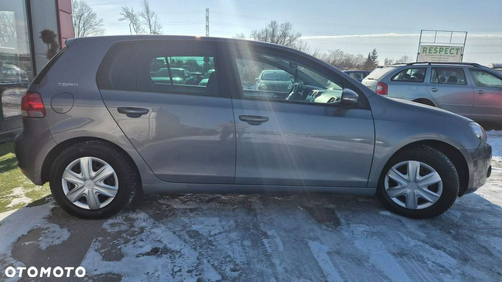 Volkswagen Golf - 5