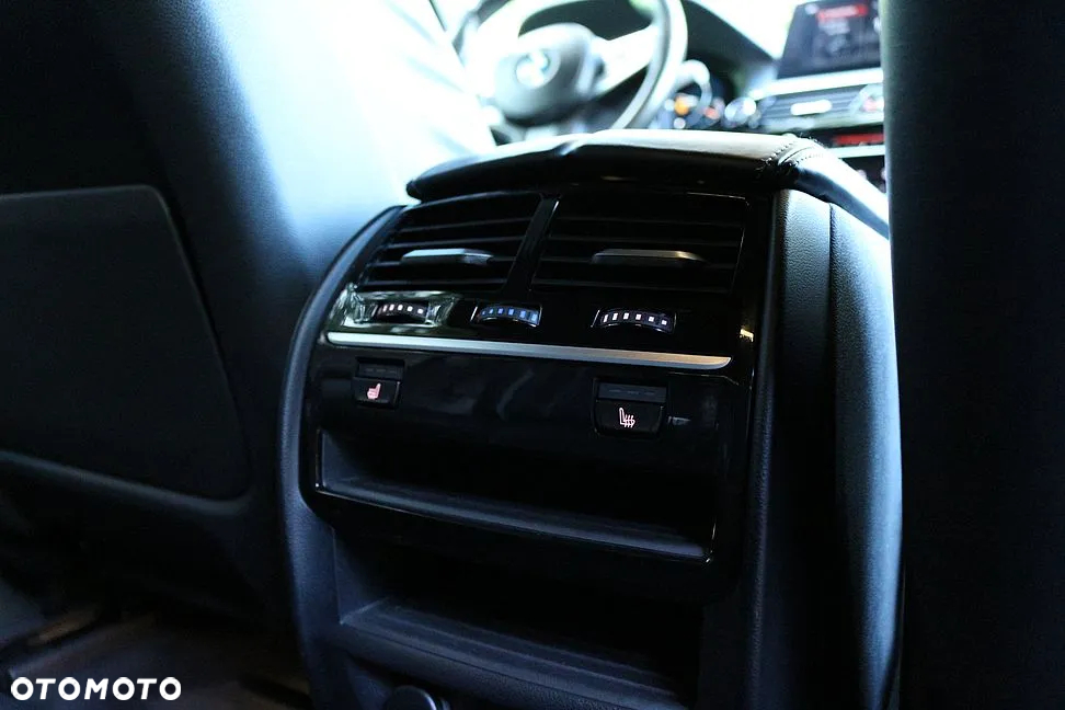 BMW 6GT 630d M Sport - 32