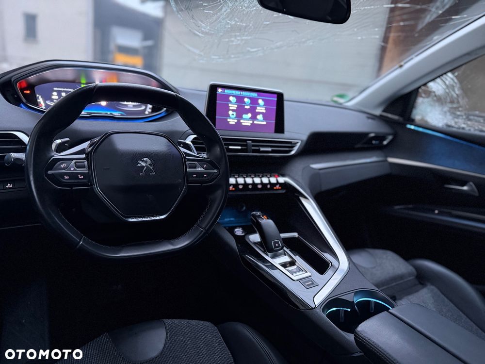 Peugeot 5008 2.0 BlueHDi Allure Pack S&S EAT8 - 25