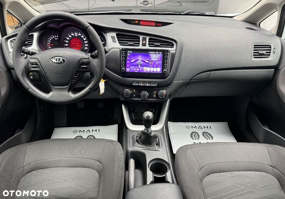 Kia Ceed 1.4 CVVT Attract - 19