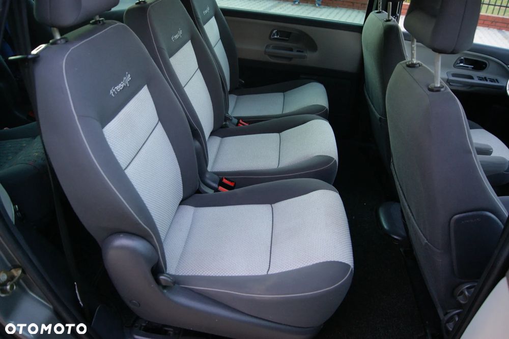 Volkswagen Sharan 1.8 5V Turbo Freestyle - 35