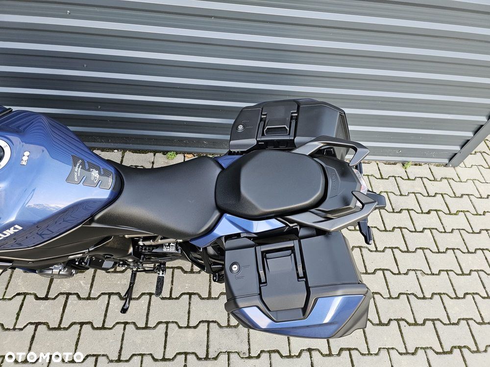 Suzuki GSX - 20