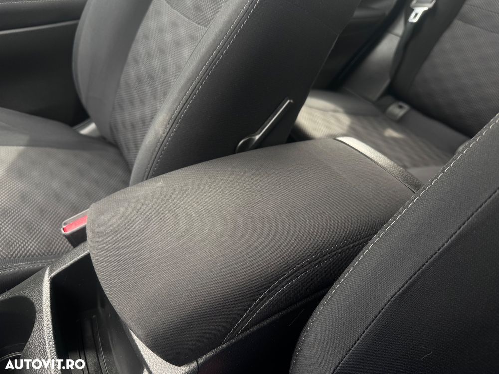 Nissan Qashqai 1.5 DCI N-Connecta - 23