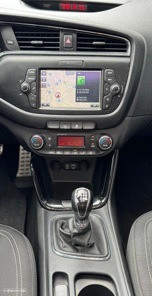 Kia Ceed 1.6 CRDi GT Line - 11