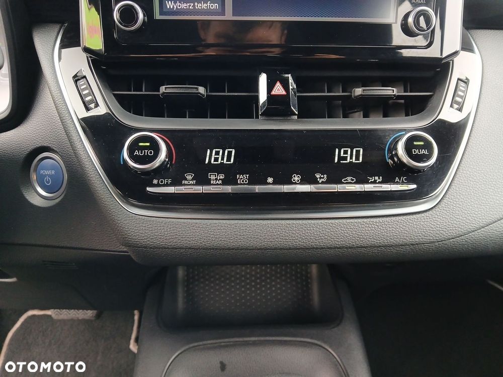 Toyota Corolla 1.8 Hybrid Active - 34