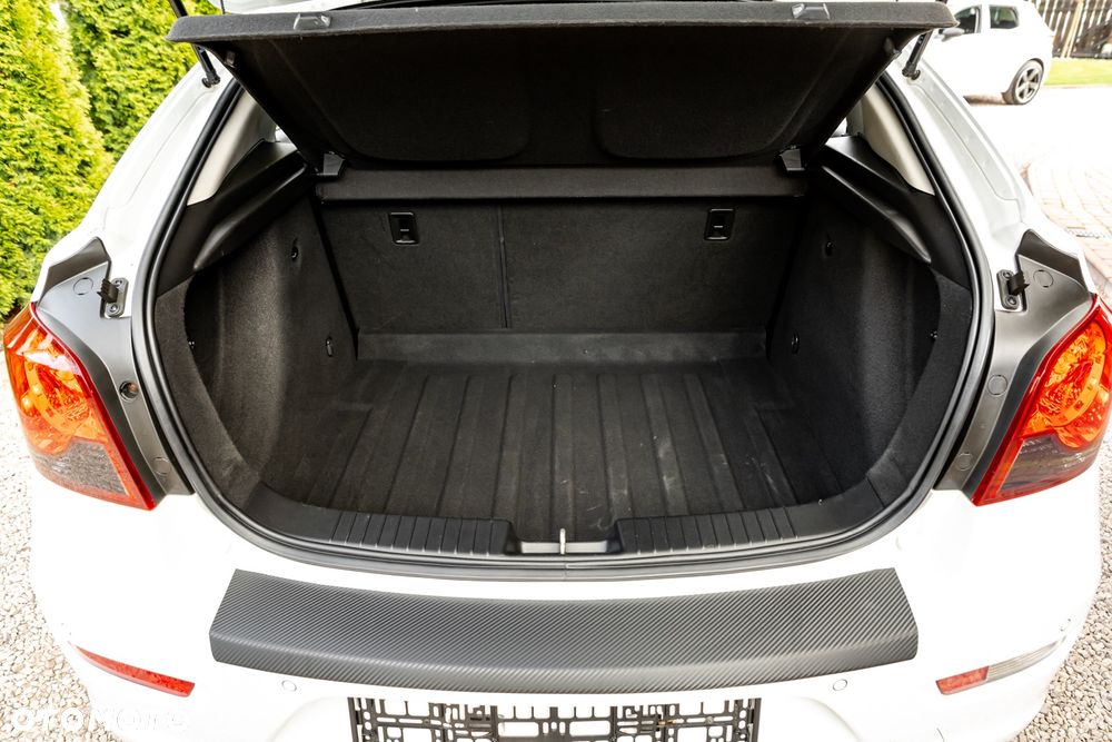 Chevrolet Cruze 1.8 LS - 19