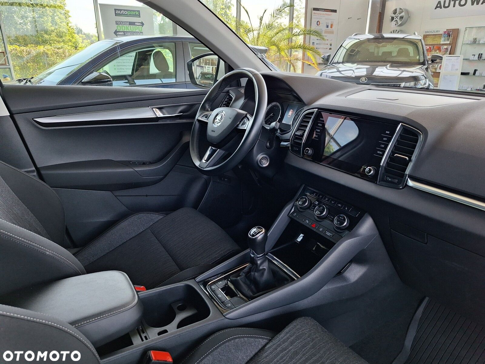Skoda Karoq 1.5 TSI ACT 4x2 Style - 14