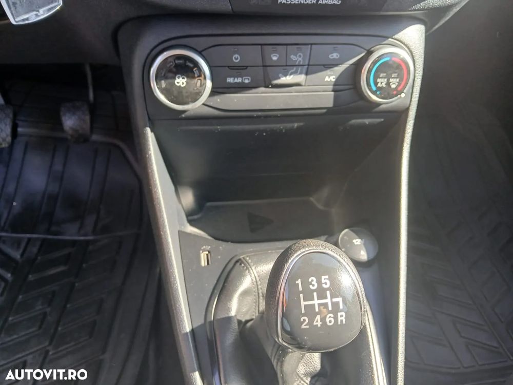 Ford Fiesta 1.0 EcoBoost Trend - 9