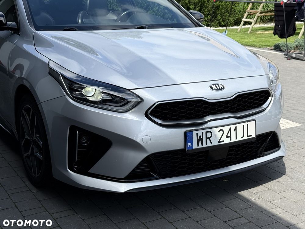 Kia ProCeed 1.5 T-GDI OPF GT LINE - 36