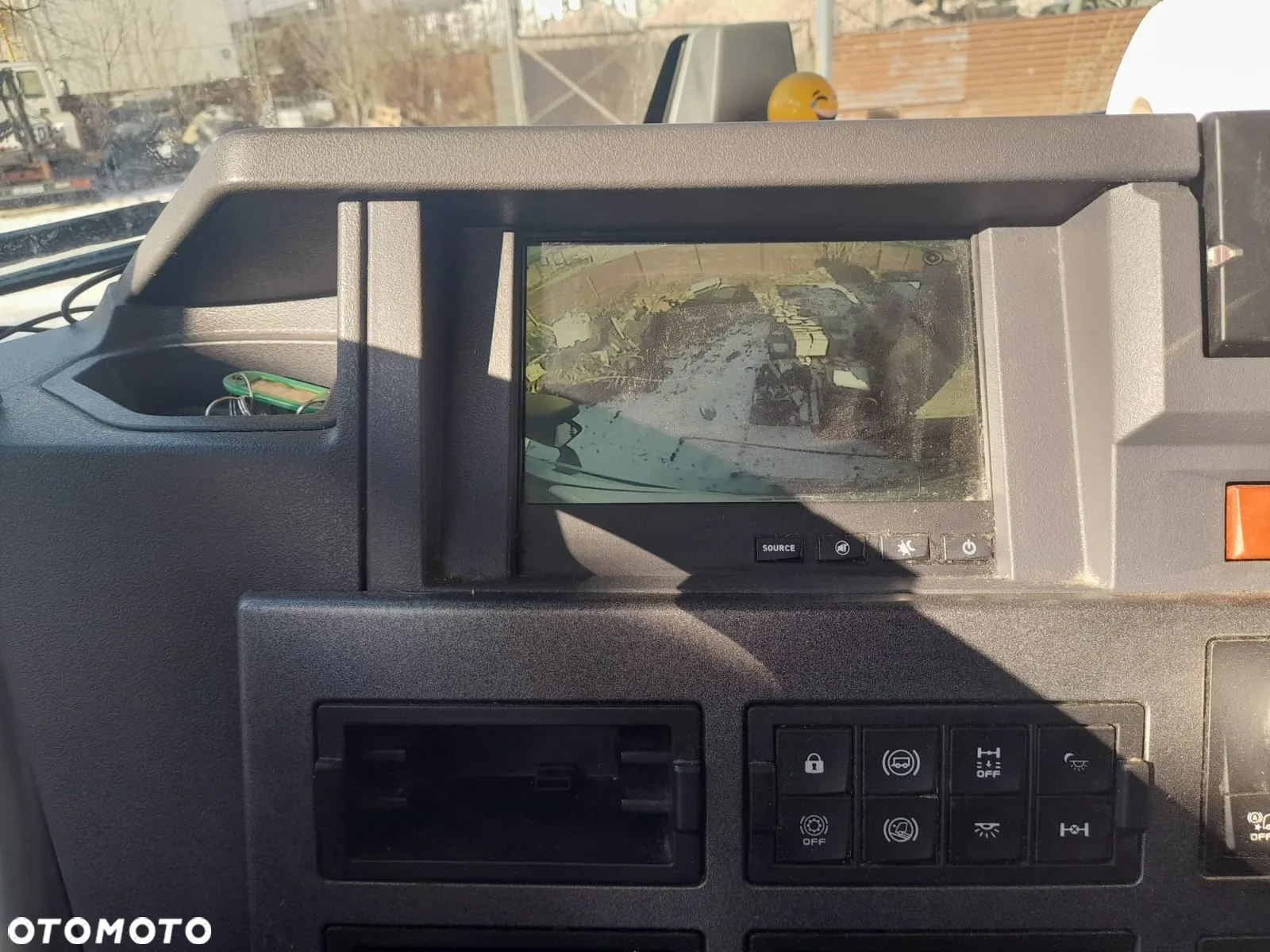 Renault - 5