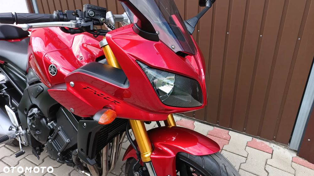Yamaha FZ - 8