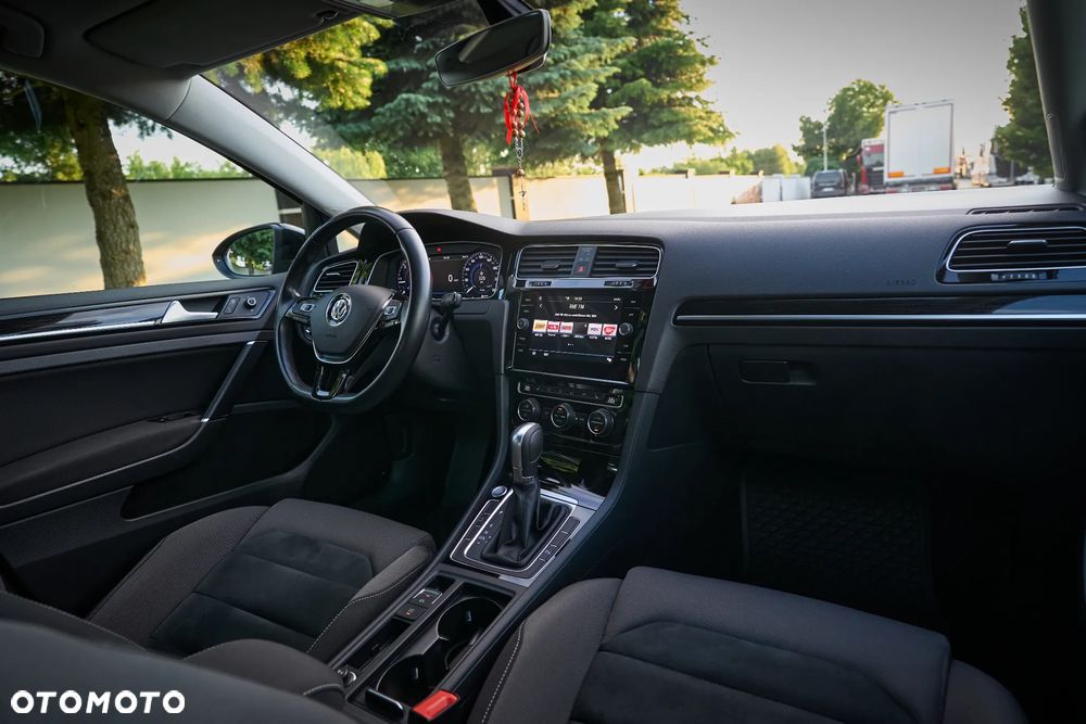 Volkswagen Golf 2.0 TDI BMT Highline DSG - 27
