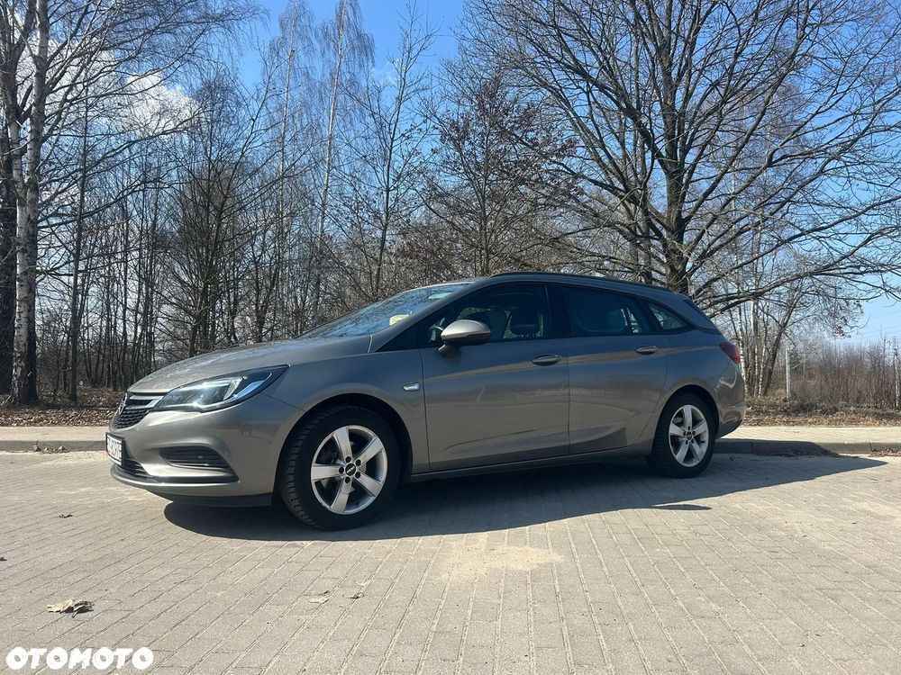Opel Astra 1.4 T Dynamic - 6