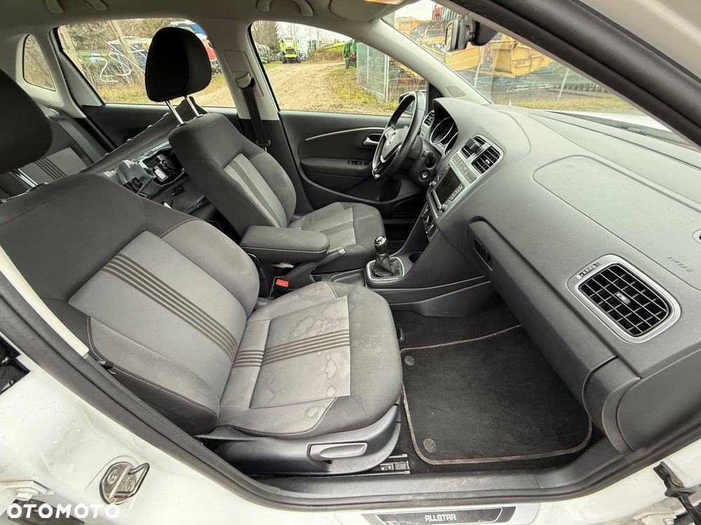 Volkswagen Polo 1.2 TSI Blue Motion Technology Allstar - 17