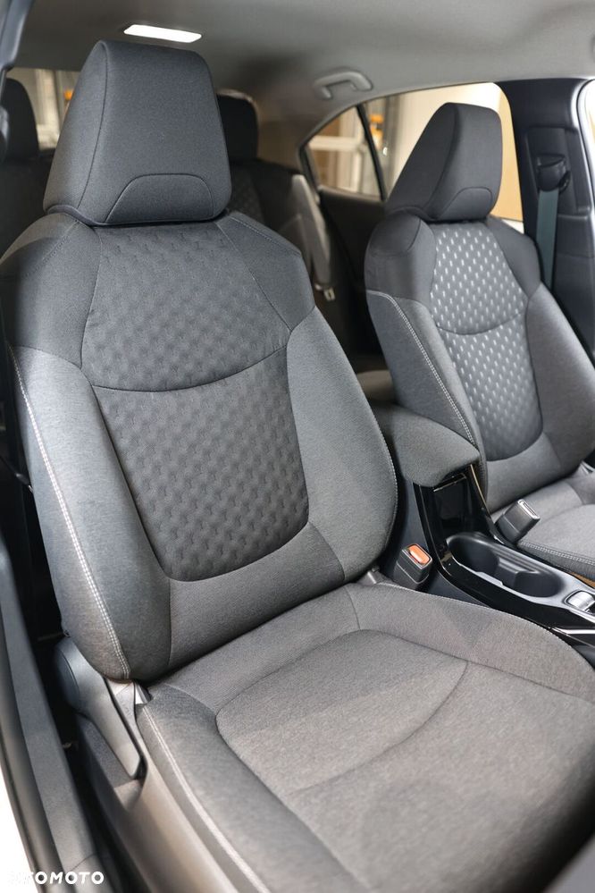 Toyota Corolla 1.8 Hybrid Comfort - 19