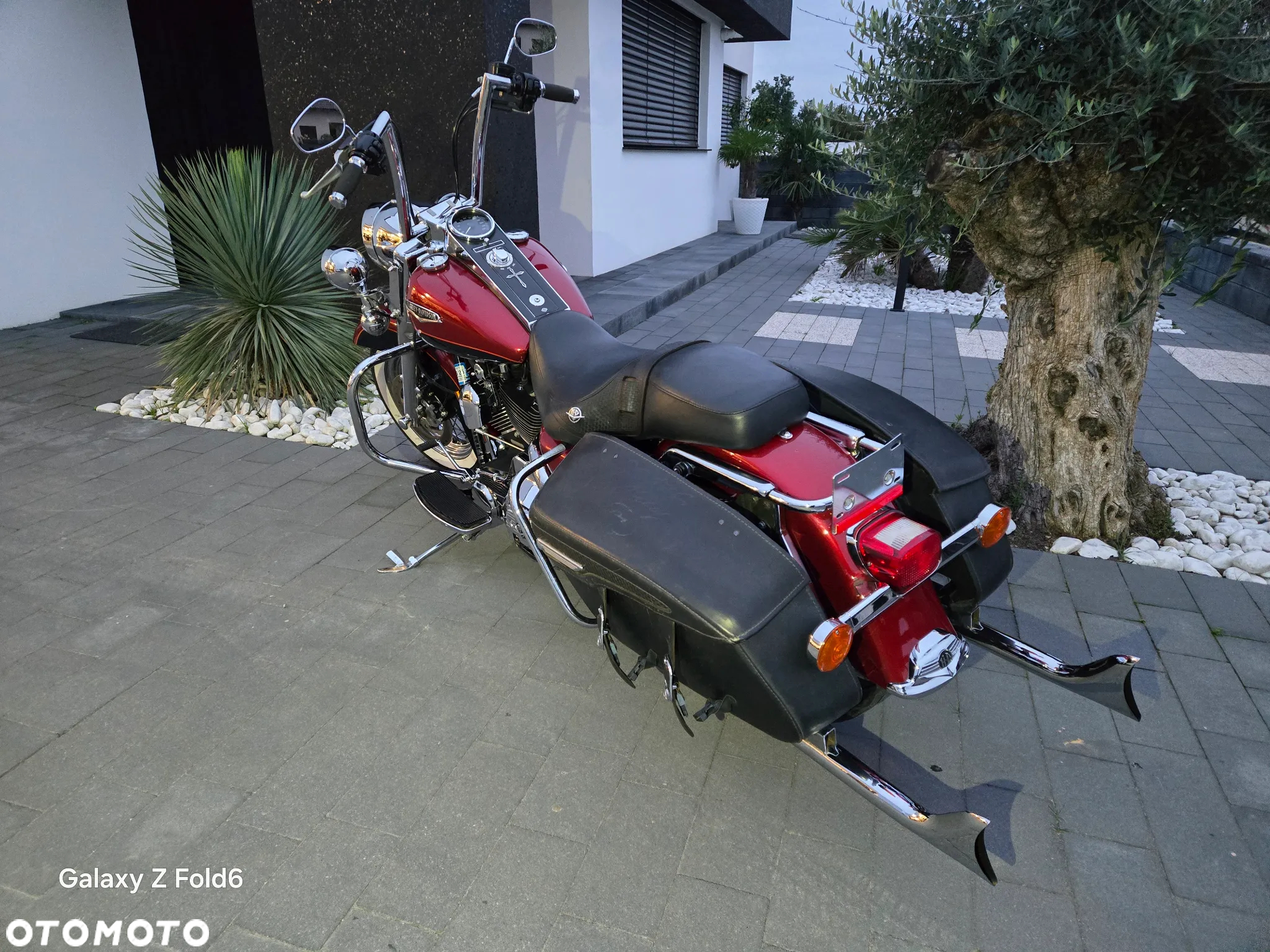 Harley-Davidson Touring Road King - 4